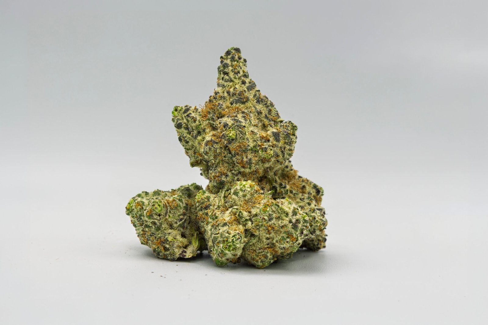 Frozen Dream - Hybrid - 24.44% THCA - Image 2