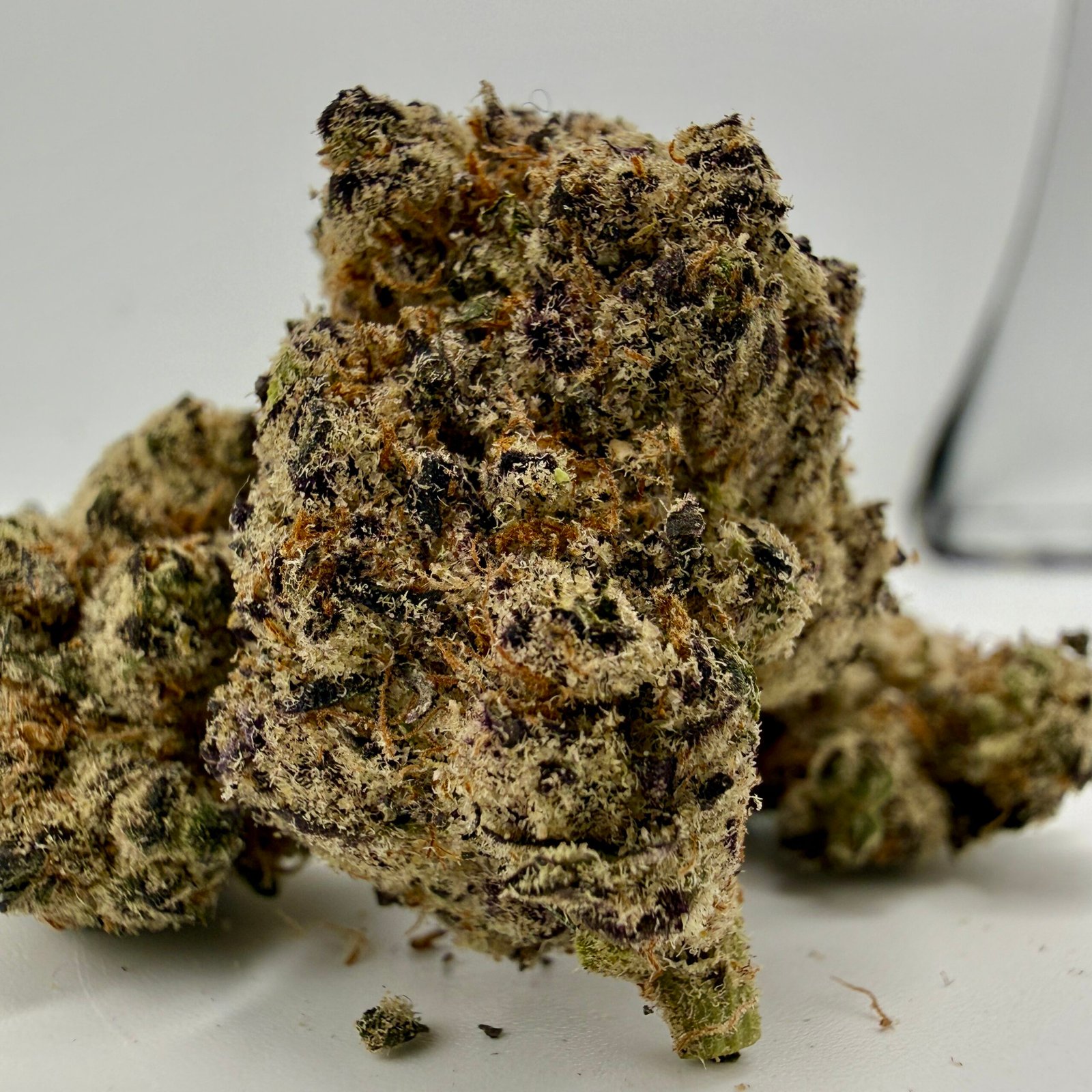Lizard Bones - Hybrid - 26.04% THCA Flower